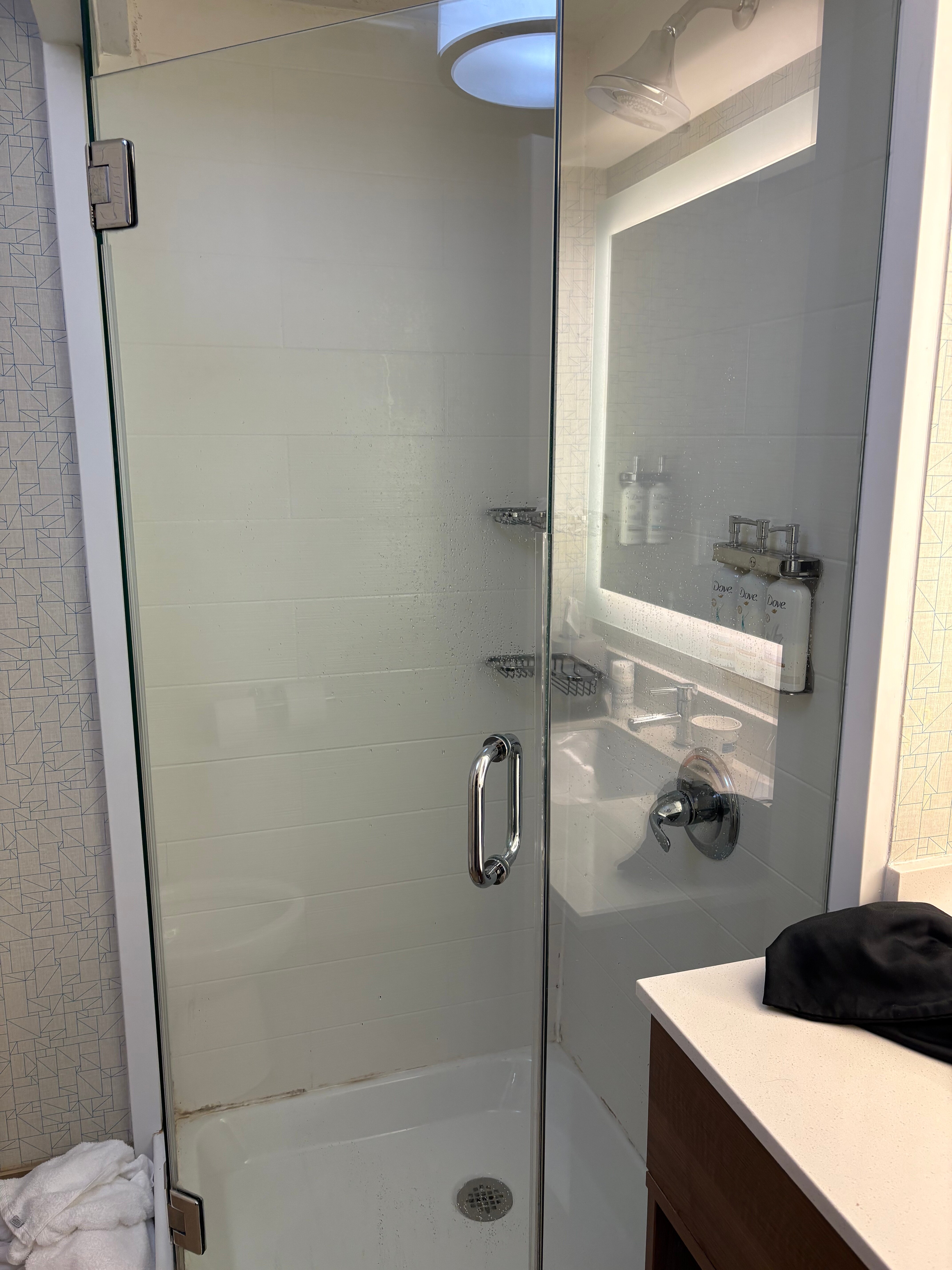 奥利安希尔顿恒庭酒店-浴室