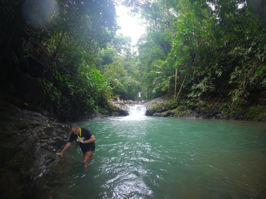 Uvita Waterfall-乌维塔必去景点