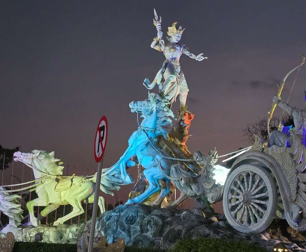 Satria Gatotkaca Statue-图班必去景点