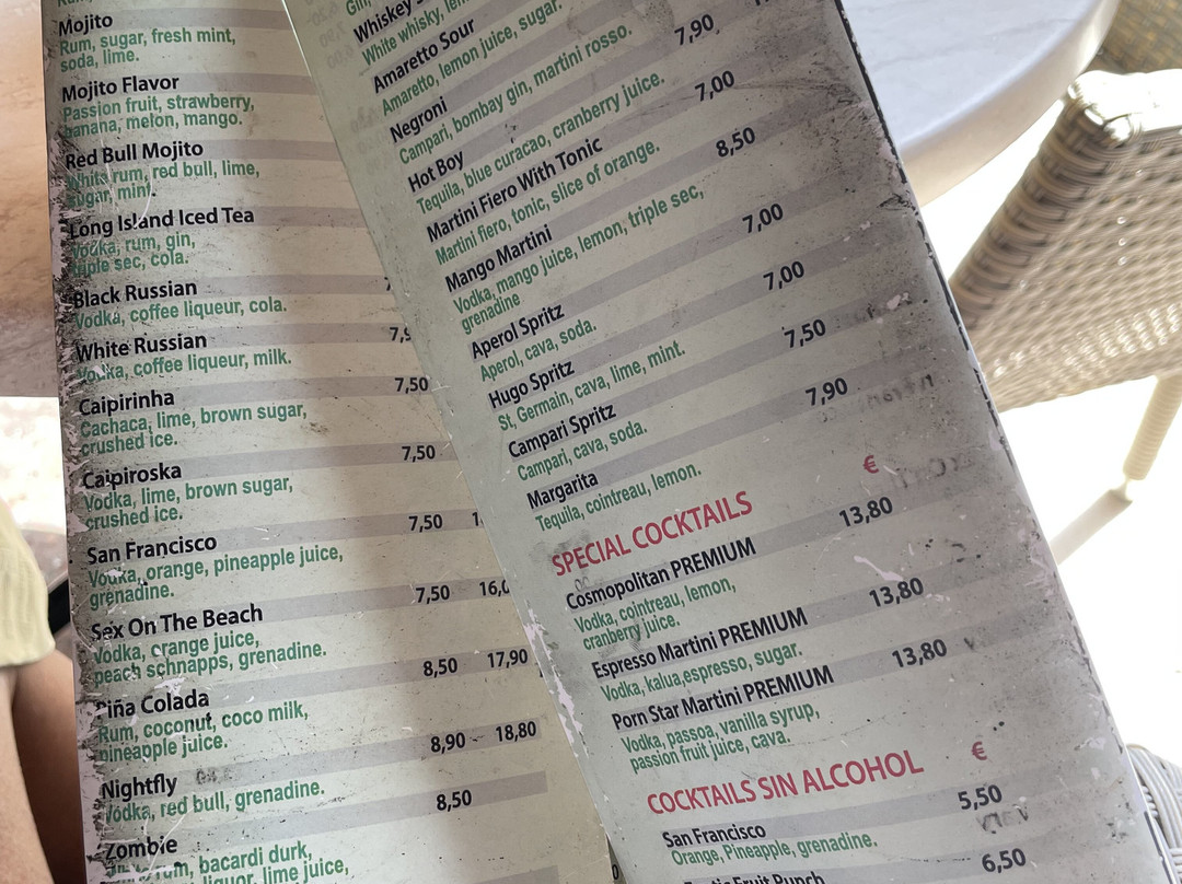 Cafe Eden Bar-英国人海滩必去景点