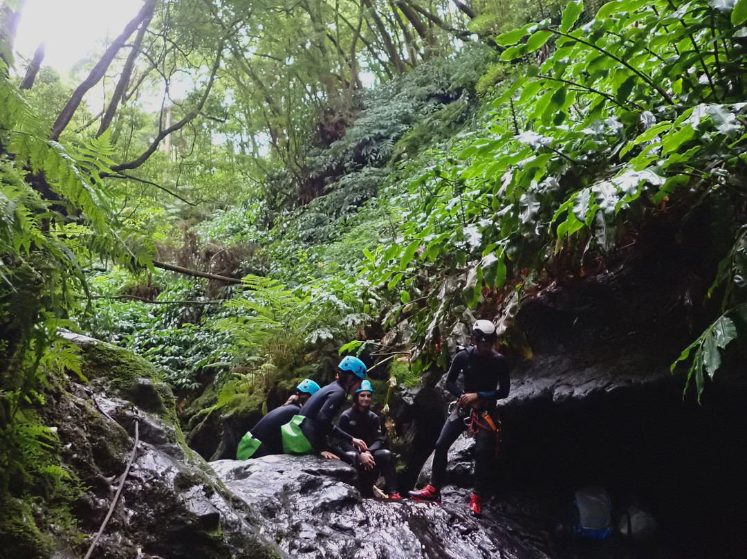 Azores Epic Adventures-蓬塔德尔加达必去景点