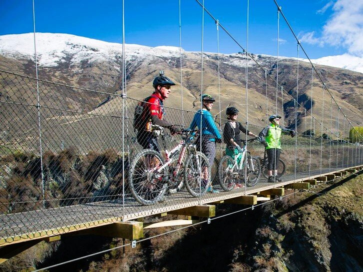 Wine Hopper Bus-皇后镇必去景点