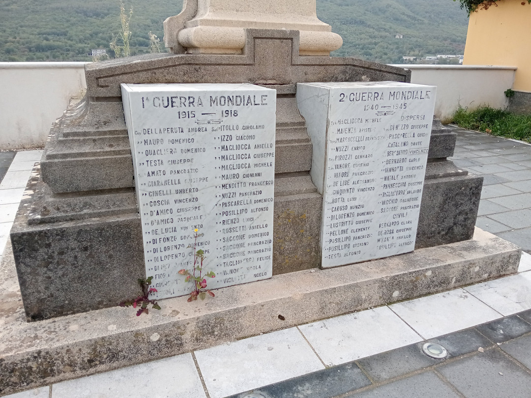 Monumento ai Caduti-Summonte必去景点