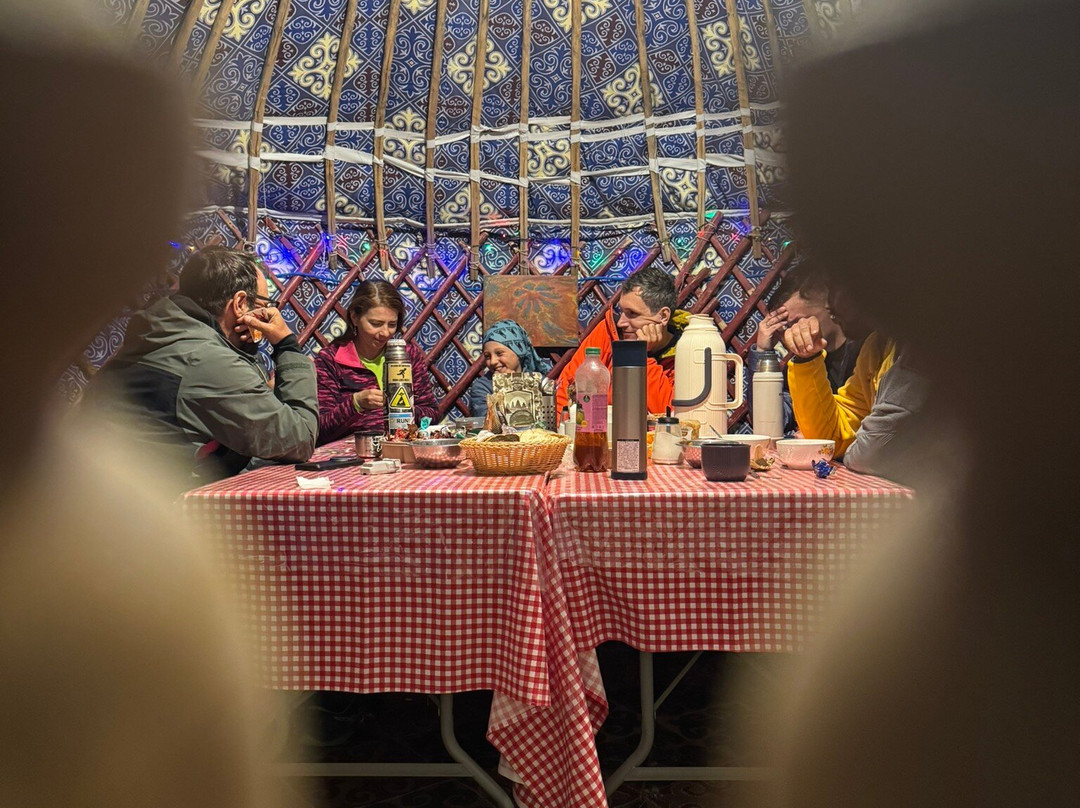 Picnic Team-阿拉木图必去景点