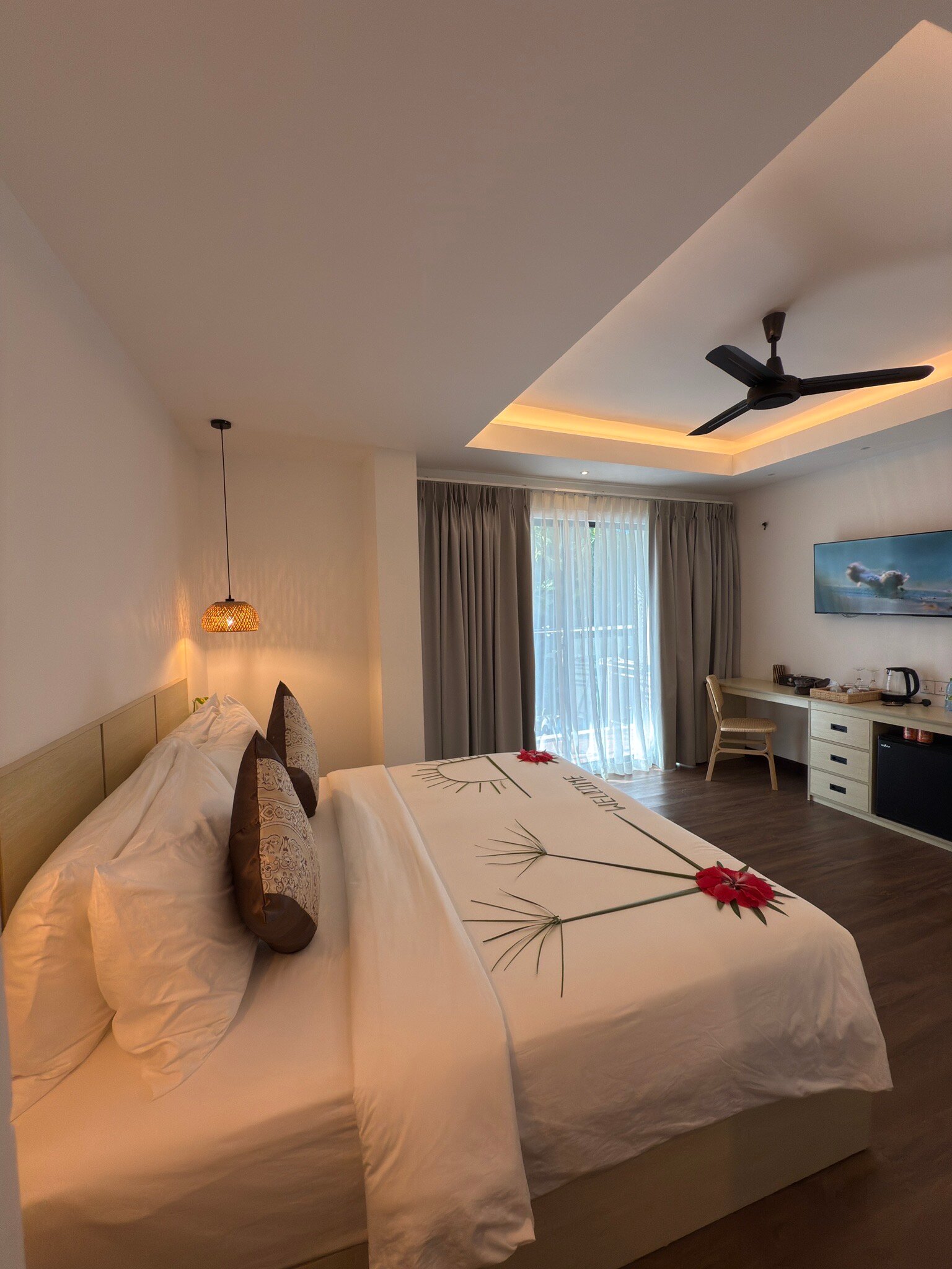 Ithaa Inn Kamadhoo-官方