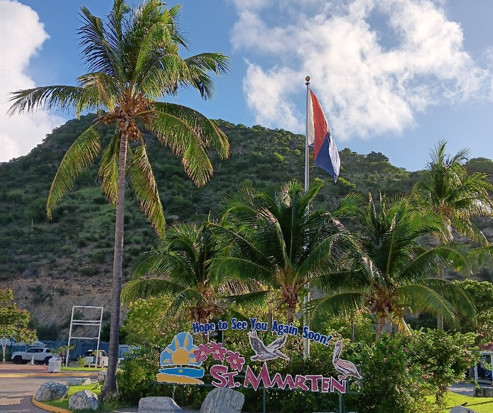 Harbour Point Village-菲利普斯堡必去景点
