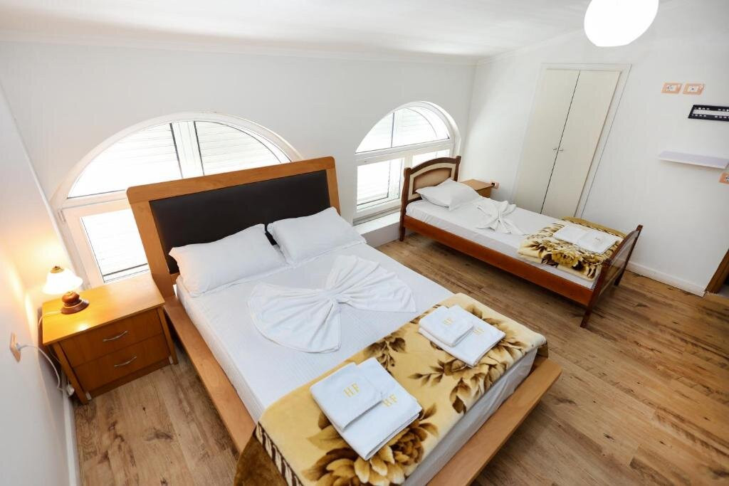 Hotel Familja