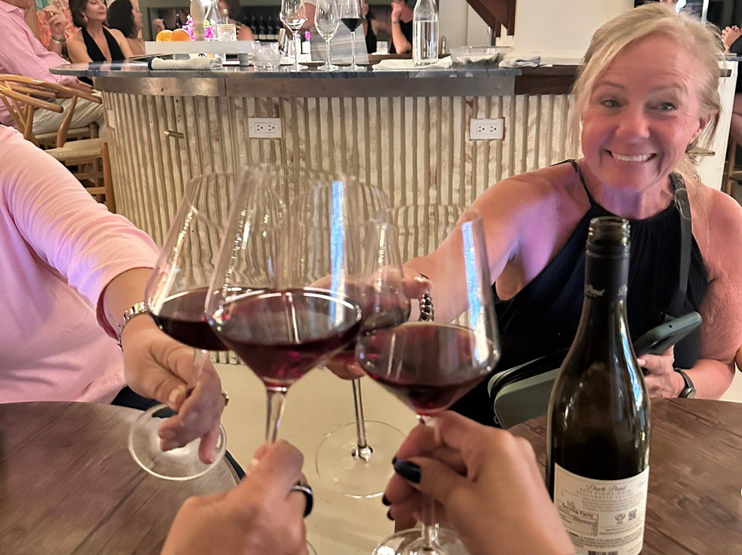 Wine Shop VI-克鲁兹湾必去景点