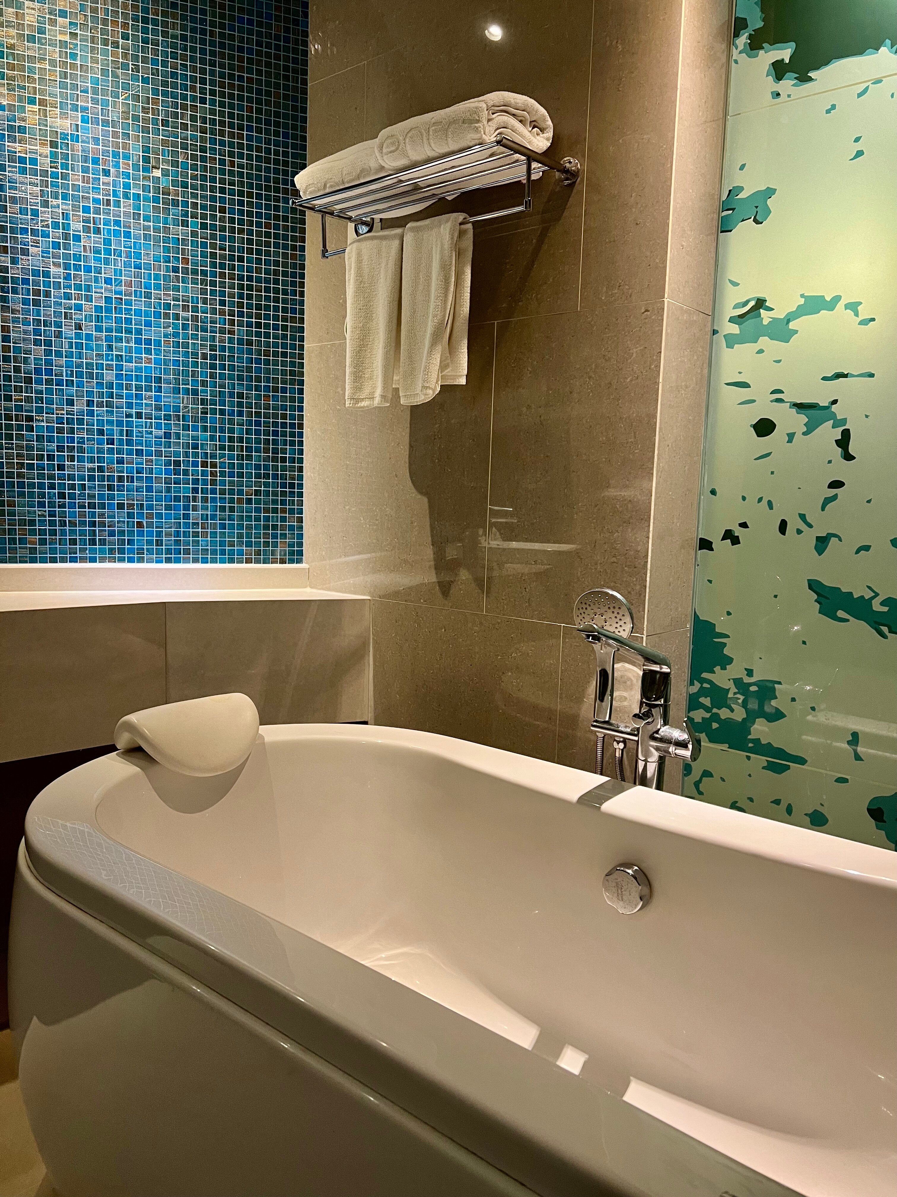 芭堤雅中天森塔拉马瑞斯度假村-浴室