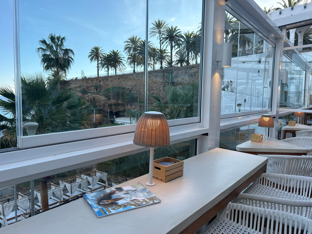 Lamalaka (Nerja Beach Experience)