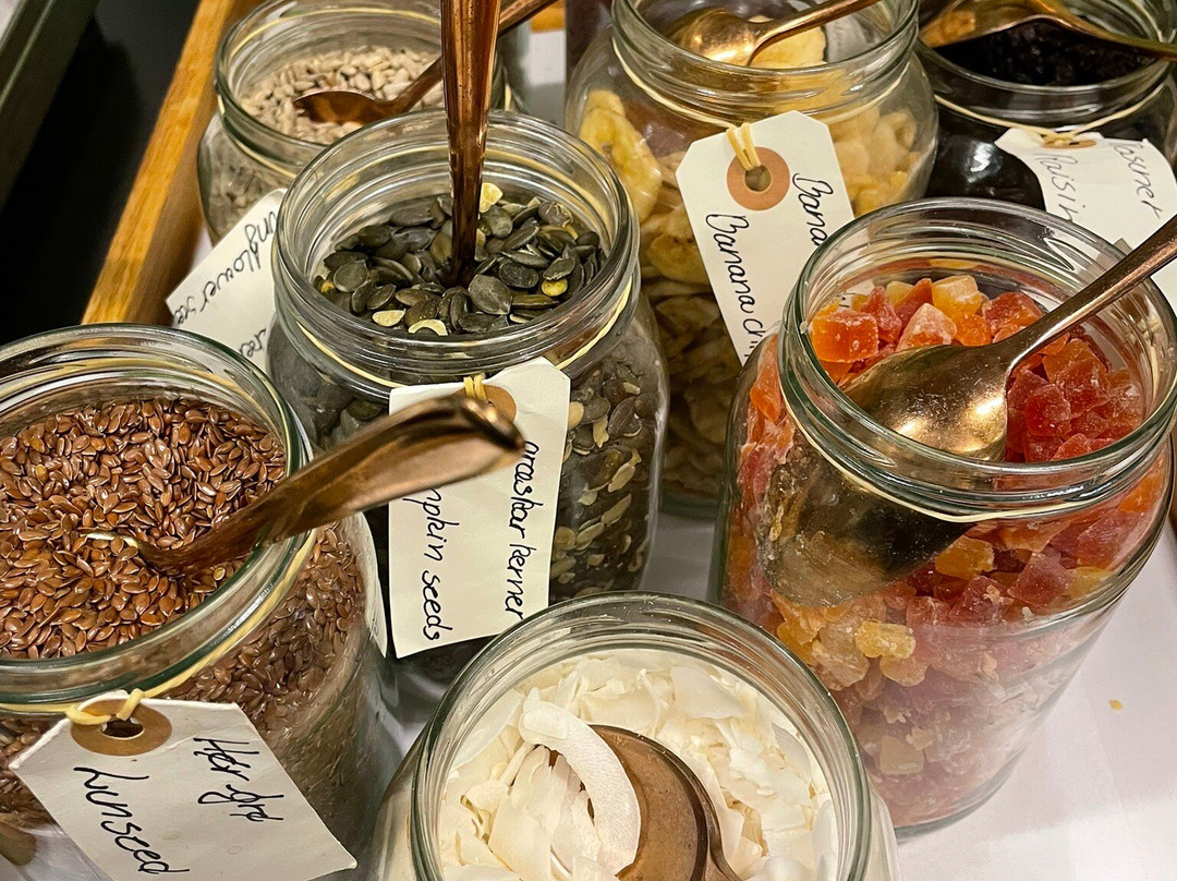 思凡恩比隆酒店主图