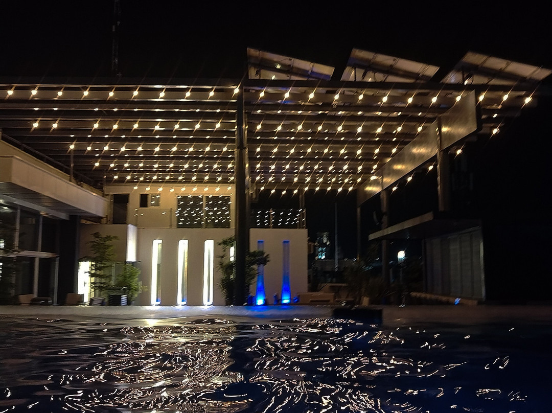 Sara N Hotel & Spa主图