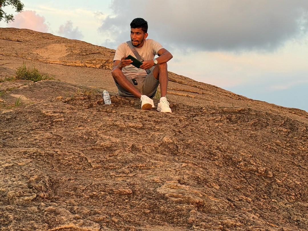 Falcons Tours-加勒必去景点