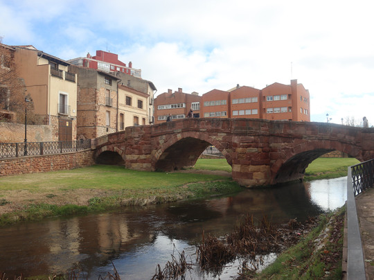 Puente Viejo-Molina de  Aragon必去景点