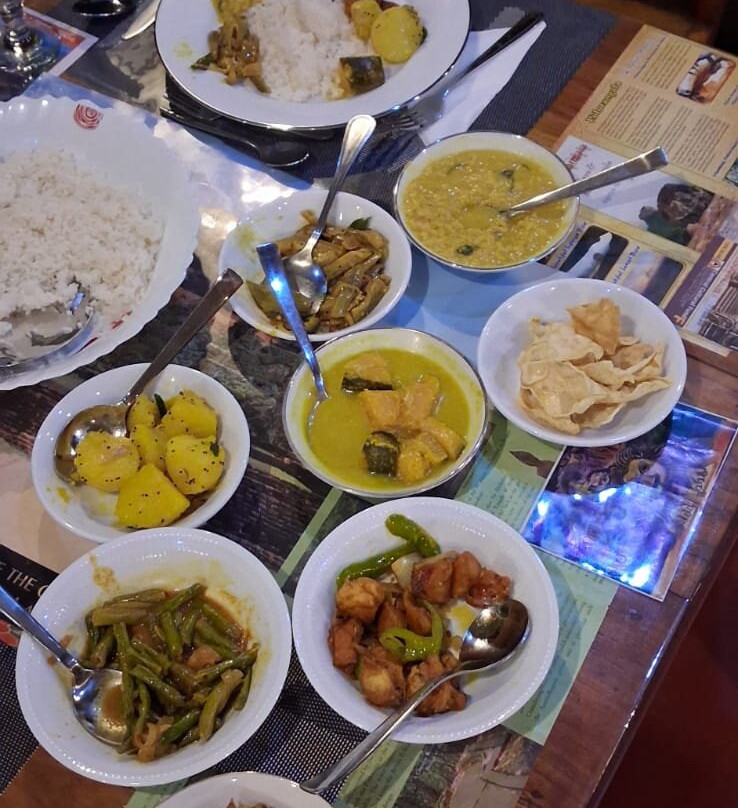 锡吉里亚奥图纳旅馆主图