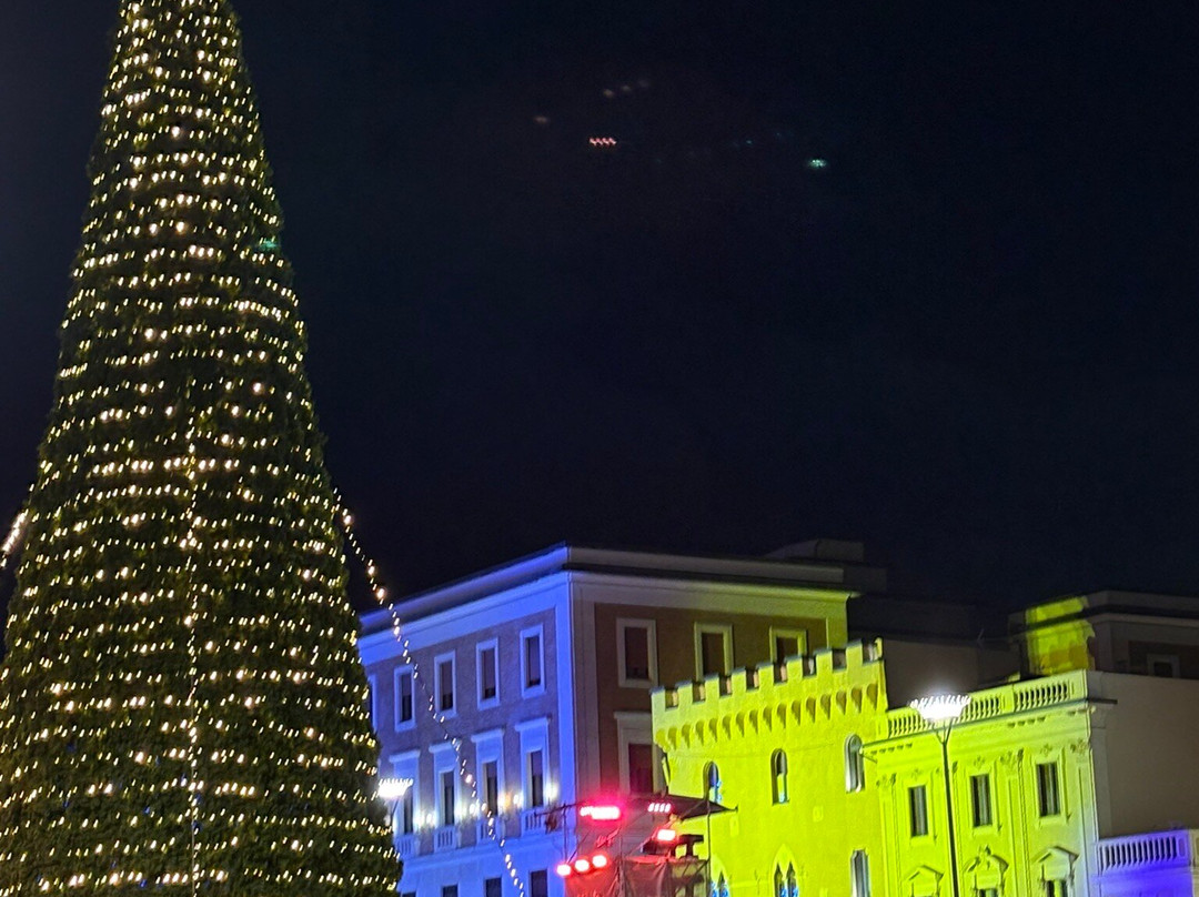 Piazza del Duomo-拉奎拉必去景点