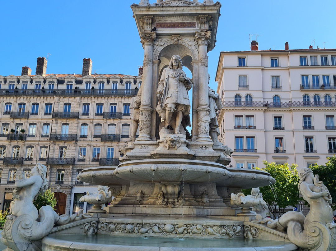 La Place des Jacobins-里昂必去景点