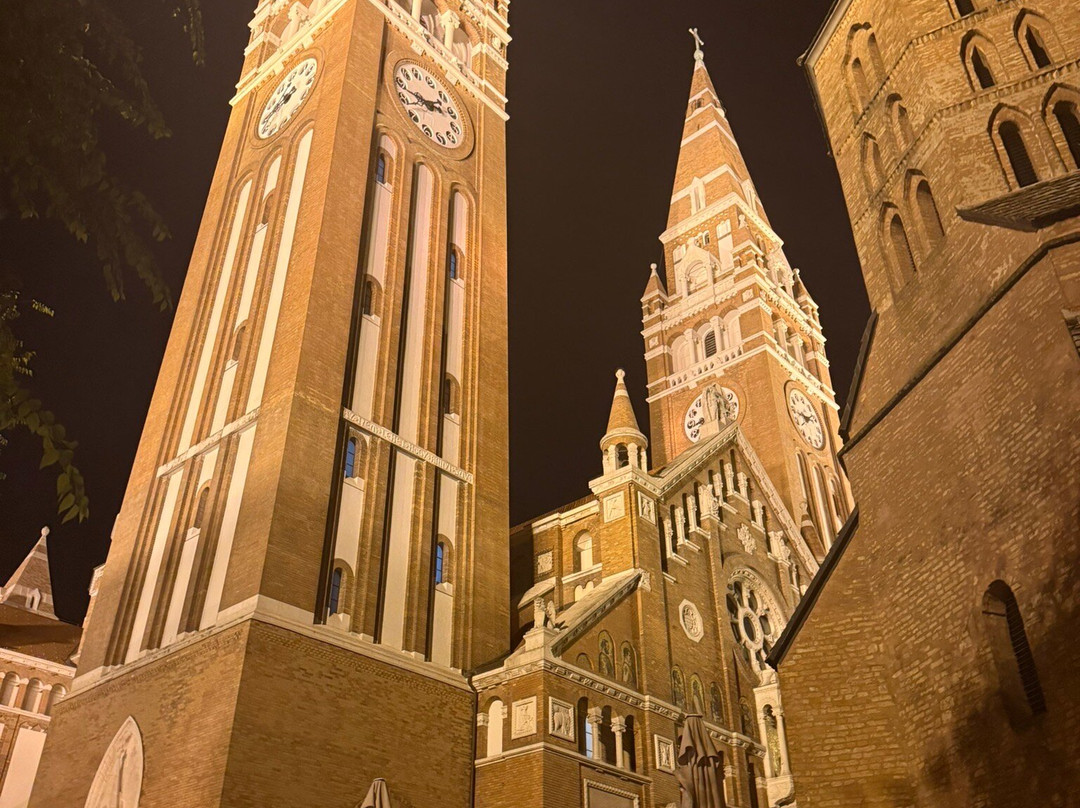 Dóm Tér-塞格德必去景点