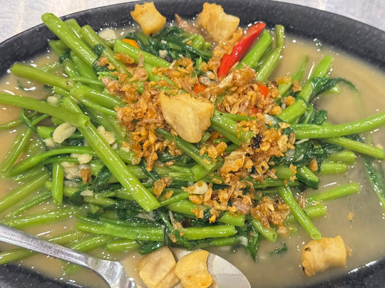 Ros Charoen By Kuang Seafood