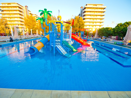 Phoenicia Holiday Resort主图