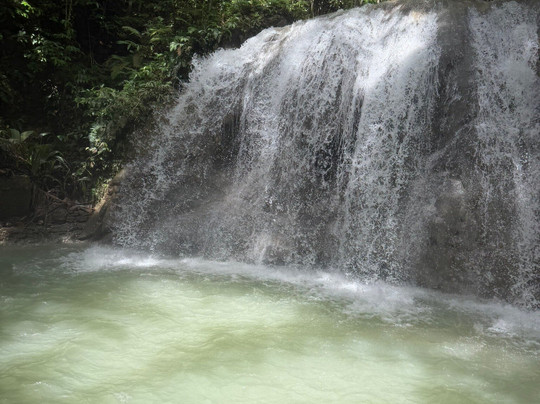 卢纳森瀑布-圣胡安必去景点