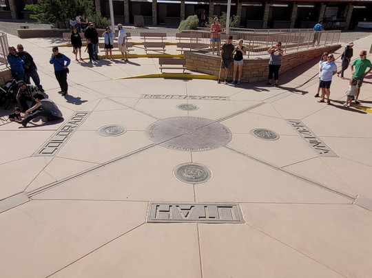 Four Corners Monument-Teec Nos Pos必去景点