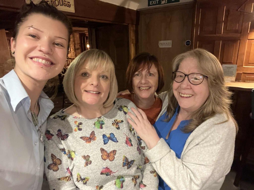 Lakeview Manor-官方