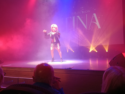 Teatro Timanfaya-德拉克鲁兹索尔港必去景点