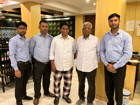 SR城堡酒店主图