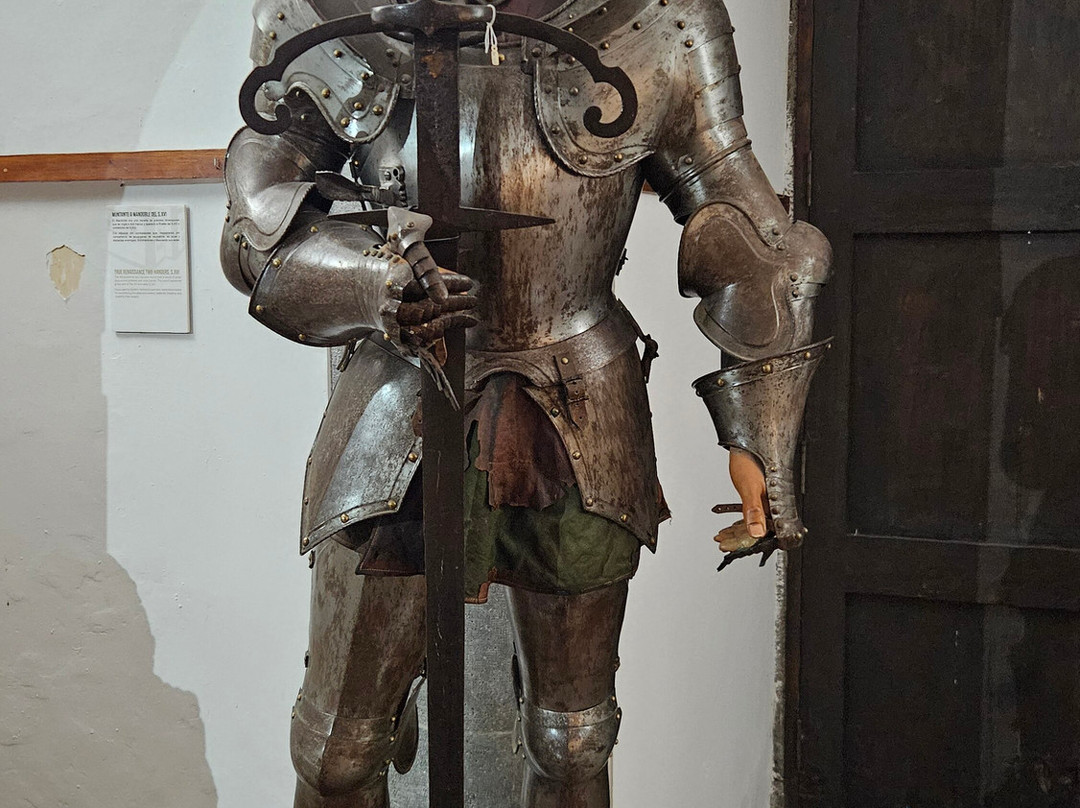 Museo Historico Militar de Canarias-圣克鲁斯-德特内里费必去景点