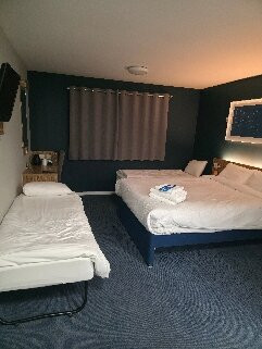 史塔佛德市中心旅游旅馆主图