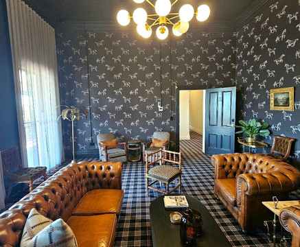 拉瑟格伦维多利亚酒店主图