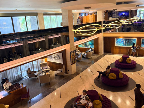 洛美二月2号酒店主图