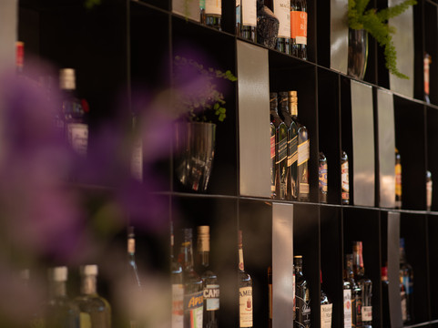 Jacarandá Garde Bar