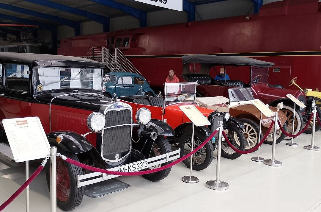Oldtimer Museum Rugen-奥茨巴德宾兹必去景点