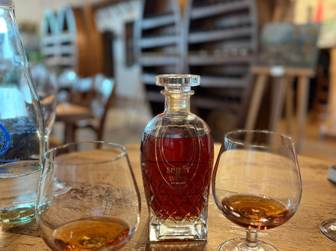 Cobo Winery-Ura Vajgurore必去景点