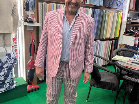 Robin Bespoke Tailors-Kata Noi Beach必去景点