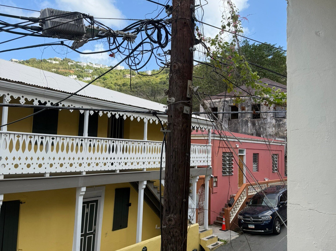 邦克山酒店主图