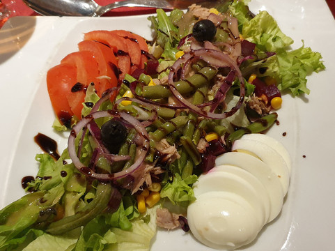 克洛斯塞尔丹酒店主图