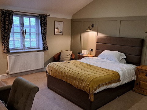 新农场民宿主图