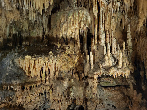 Caves of Diros-Diros必去景点