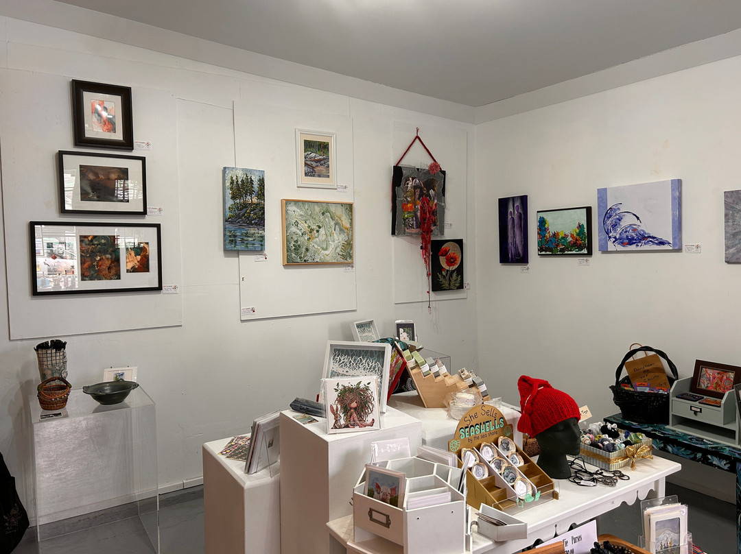 Gallery by Sooke Arts Council-苏克必去景点