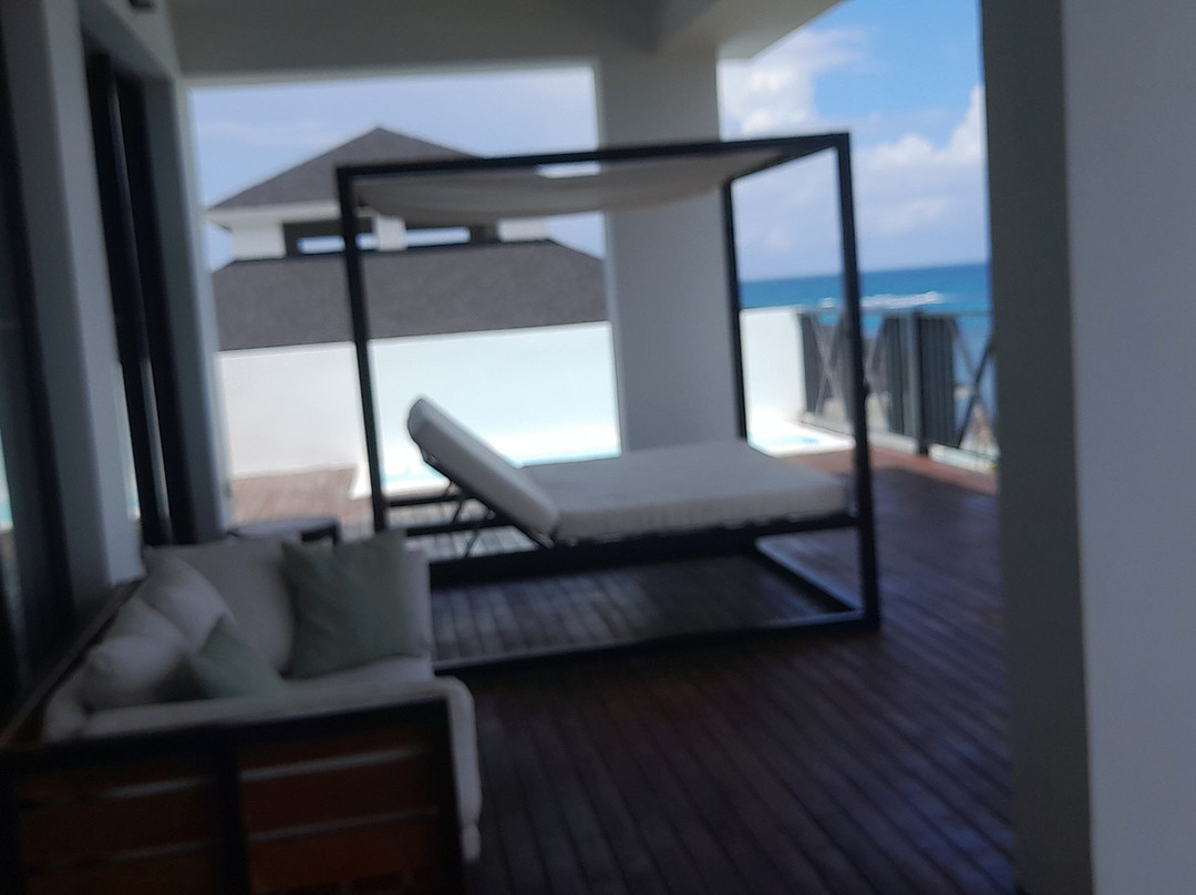 牡蛎湾卓越全包式住宿 - 限成人主图