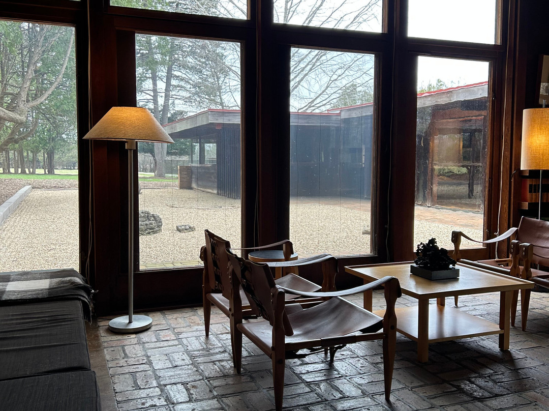 Schweikher House-绍姆堡必去景点