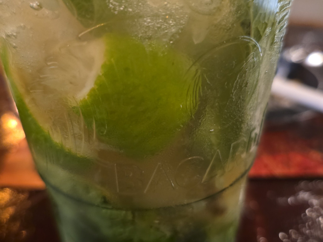 Vamos Cocktail Bar-Ksamil必去景点