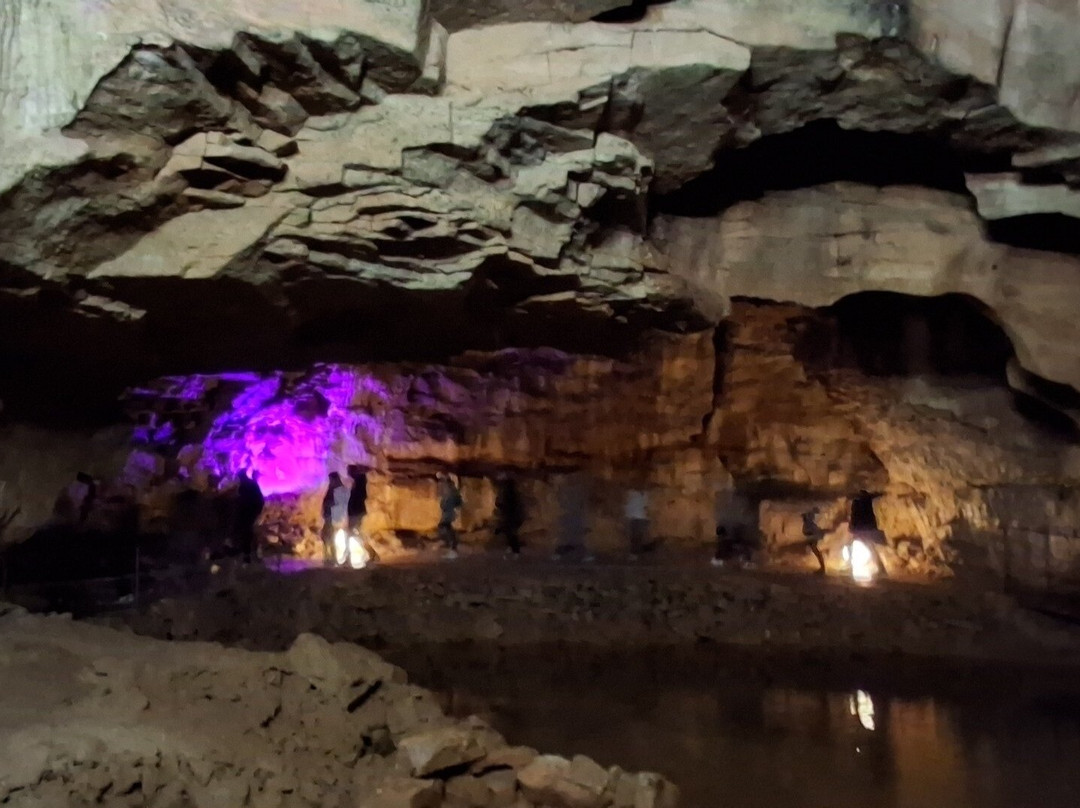 Grottes de Baume-les-Messieurs-Baume-les-Messieurs必去景点