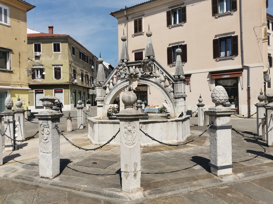 Piran Town Walls-皮兰必去景点