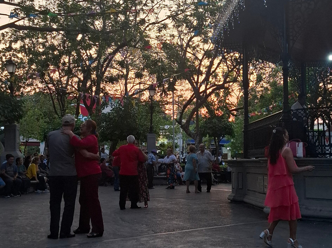 Parque de la Marimba-图斯特拉古铁雷斯必去景点