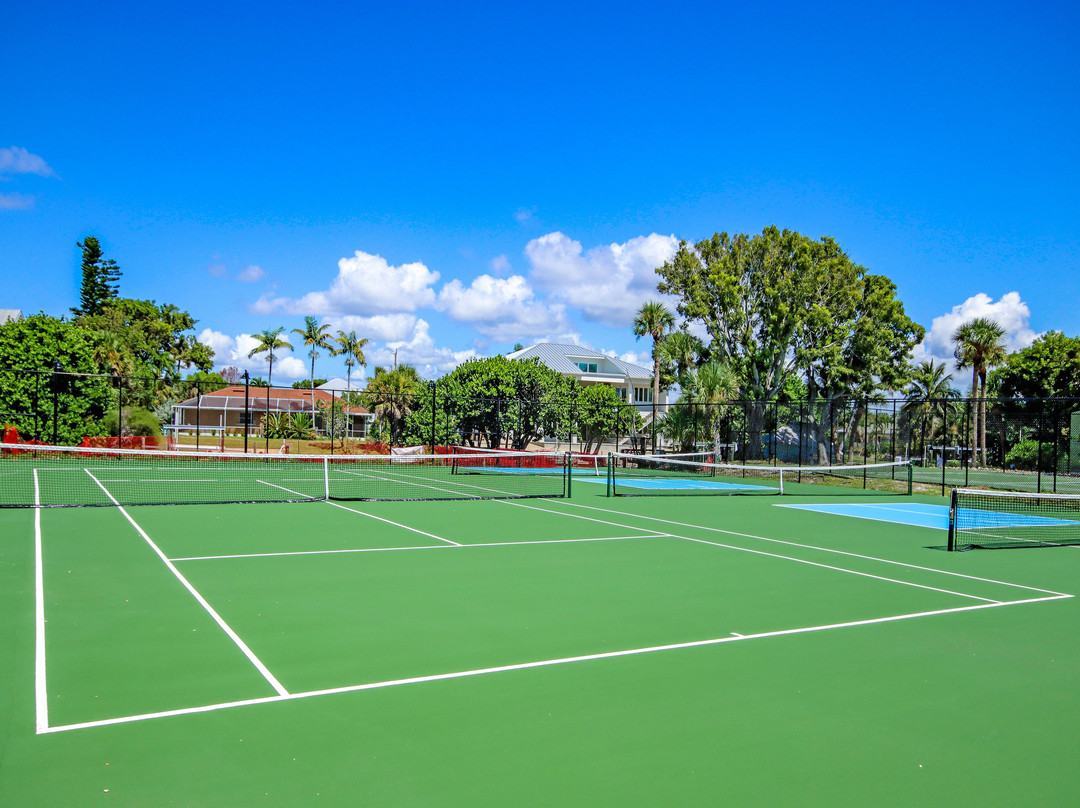 Sanibel Arms West Condominium