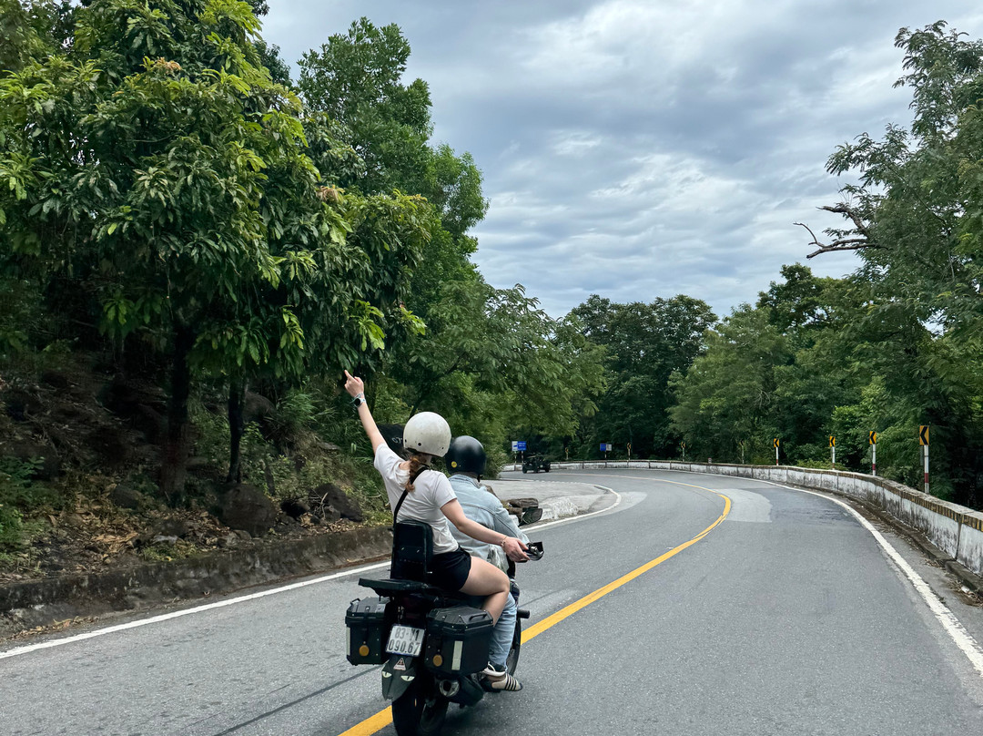 Hai Van Pass Riders-顺化必去景点